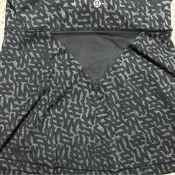 LULULEMON black / gray Net Pop mesh Running in the City tank top 6 - Picture 9 of 10